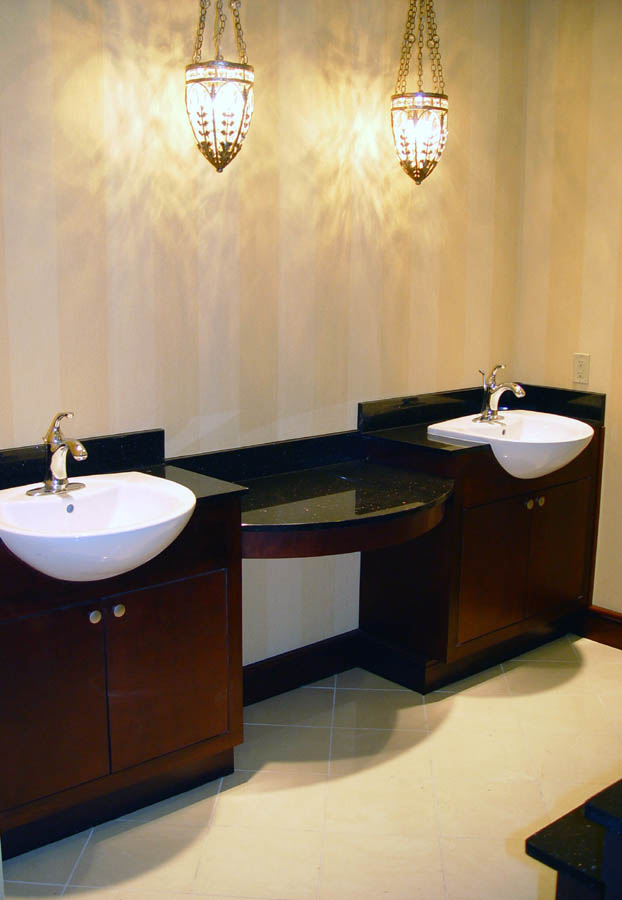 Double Vanity at Presidential Suite