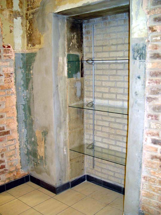 Doug Mockett shelves used at old brick opening